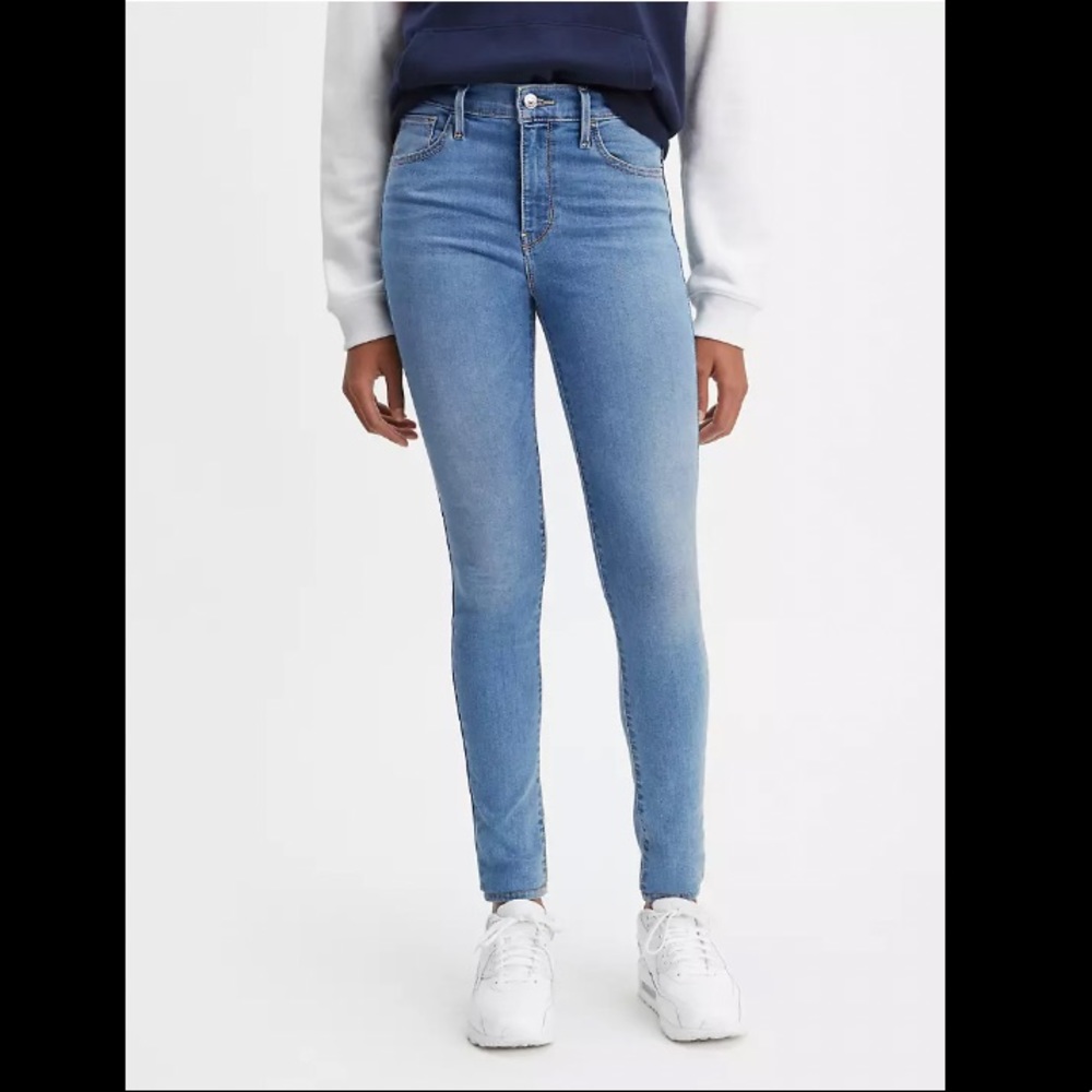 Levi’s 720 High Rise Super Skinny Jeans